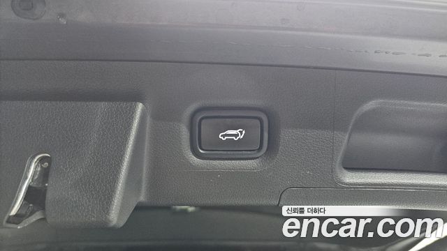 Hyundai Santa Fe Diesel 2.2 2WD Prestige 2021 — фото 34