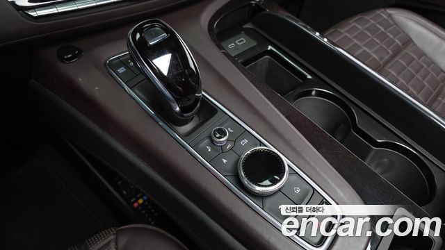 Cadillac Escalade (V) 6.2 Sports Platinum 2022 — фото 9