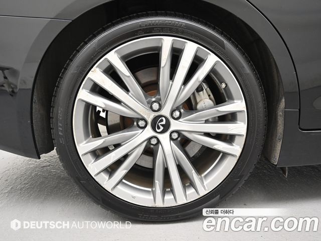 Infiniti Q50 3.5 Blue Sport Sensory 2018 — фото 5