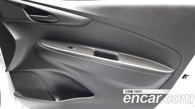 Chevrolet Spark LT 2019 — фото 24