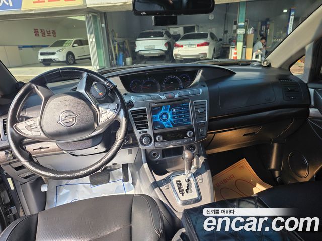 KG Mobility (SsangYong) Korando Turismo 4WD Extreme Sport 9-Seater 2019 — фото 7