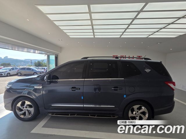 KG Mobility (SsangYong) Korando Turismo 4WD Extreme Sport 9-Seater 2019 — фото 15