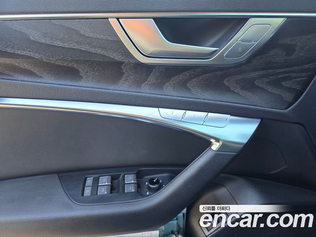 Audi A6 (C8) 45 TFSI Quattro Premium 2021 — фото 10