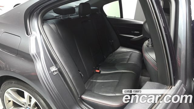 BMW 3 Series (F30) 325d Sport 2014 — фото 12