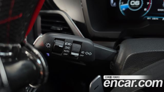 KG Mobility (SsangYong) Beautiful Korando Gasoline 1.5 2WD C5 Plus 2021 — фото 29
