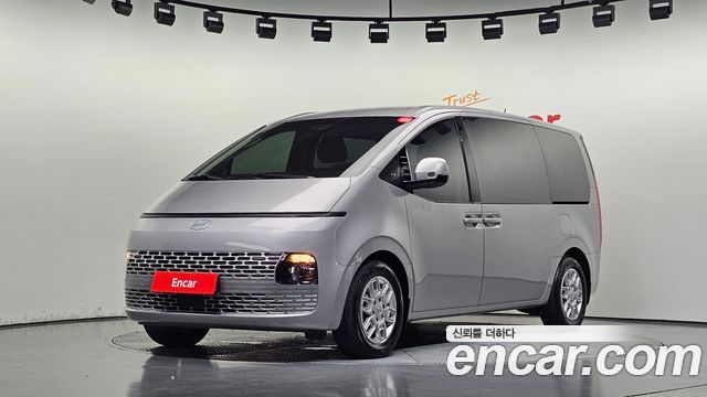 Hyundai Staria Tourer 11-Seater Modern 2022 — фото 1