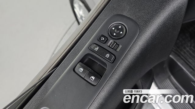 Hyundai Staria Tourer 11-Seater Modern 2022 — фото 29