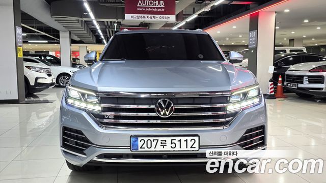 Volkswagen Touareg (III) 3.0 TDI Prestige 2023 — фото 4