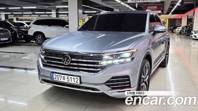 Volkswagen Touareg (III) 3.0 TDI Prestige 2023 — фото 5