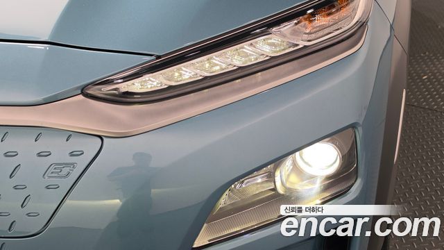 Hyundai Kona Electric Premium 2019 — фото 22