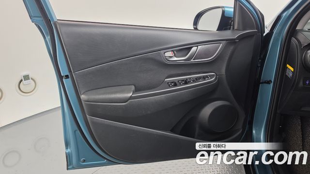 Hyundai Kona Electric Premium 2019 — фото 24