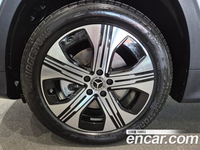 Mercedes-Benz EQB (X243) EQB300 4MATIC Progressive 2026 — фото 5