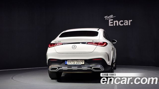 Mercedes-Benz GLC-Class (X254) GLC300 4MATIC Coupe 2024 — фото 4