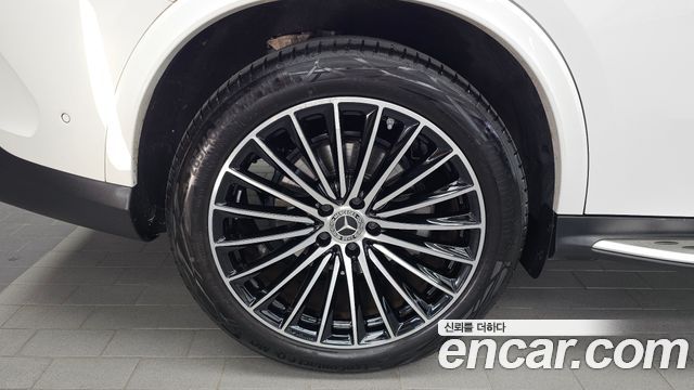 Mercedes-Benz GLC-Class (X254) GLC300 4MATIC Coupe 2024 — фото 5