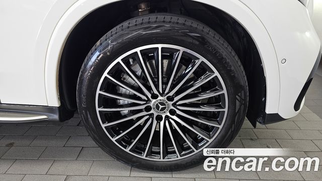 Mercedes-Benz GLC-Class (X254) GLC300 4MATIC Coupe 2024 — фото 21