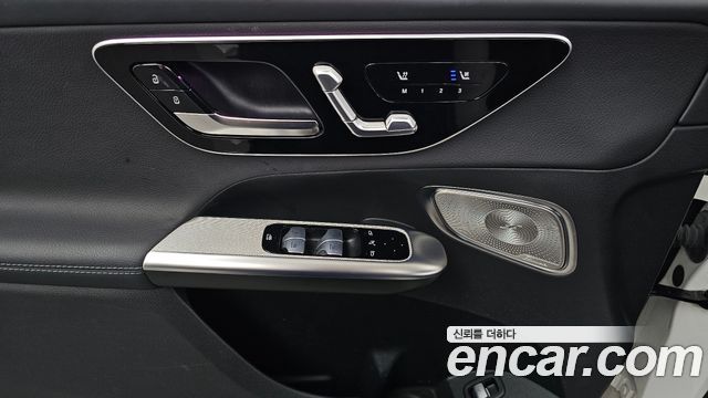Mercedes-Benz GLC-Class (X254) GLC300 4MATIC Coupe 2024 — фото 30