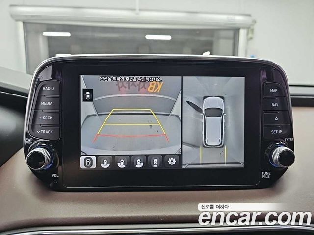 Hyundai Santa Fe (TM) Diesel 2,0 4WD Inspiration 2020 — фото 21