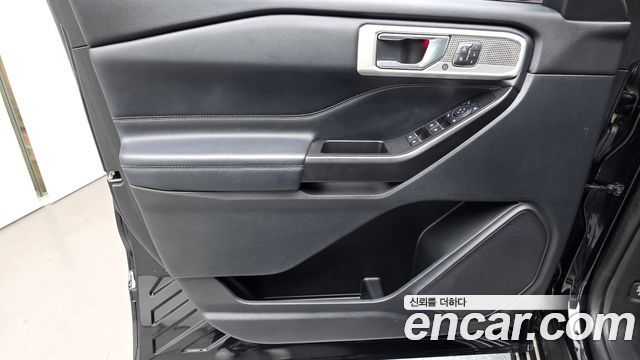 Ford Explorer (VI) 3.0 PHEV 2020 — фото 30
