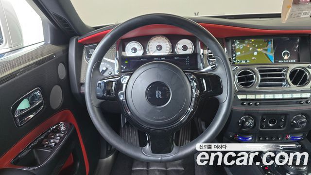 Rolls-Royce Ghost 6.6 V12 Black badge 2020 — фото 13