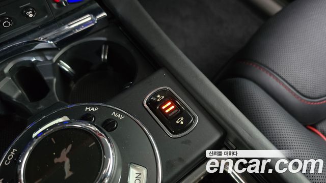 Rolls-Royce Ghost 6.6 V12 Black badge 2020 — фото 16