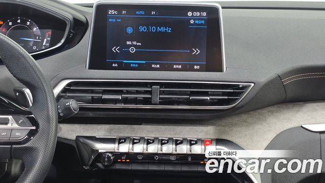 Peugeot 3008 (II) 1.2 Pure Tech GT 2022 — фото 19