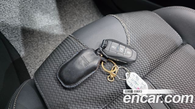 Peugeot 3008 (II) 1.2 Pure Tech GT 2022 — фото 32
