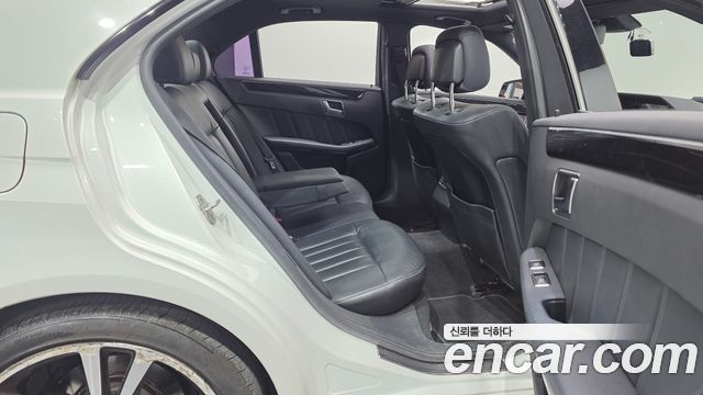 Mercedes-Benz E-Class (W212) E220 Bluetec Avantgarde Sport 2015 — фото 11