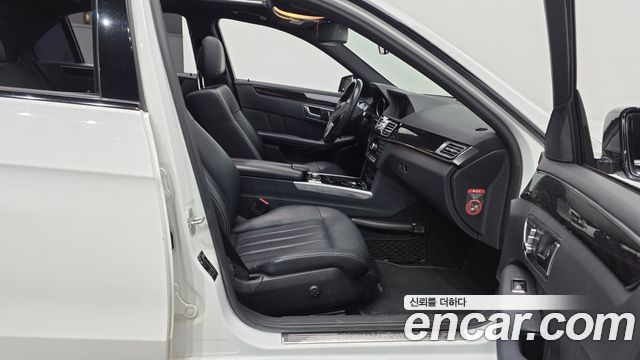 Mercedes-Benz E-Class (W212) E220 Bluetec Avantgarde Sport 2015 — фото 12