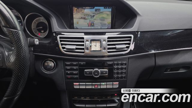 Mercedes-Benz E-Class (W212) E220 Bluetec Avantgarde Sport 2015 — фото 14