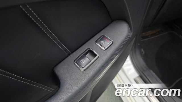Mercedes-Benz E-Class (W212) E220 Bluetec Avantgarde Sport 2015 — фото 15