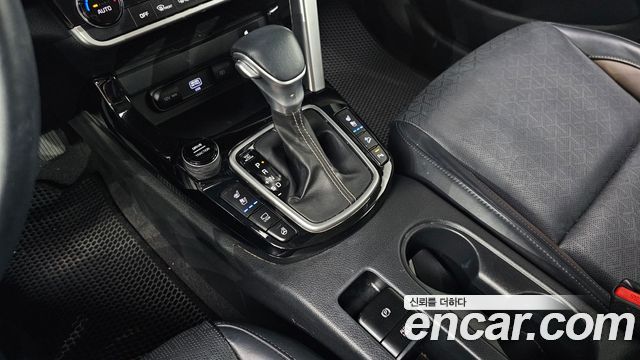 Kia Seltos Gasoline 1.6 Turbo 2WD Signature 2022 — фото 9