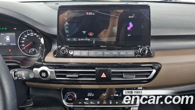 Kia Seltos Gasoline 1.6 Turbo 2WD Signature 2022 — фото 12
