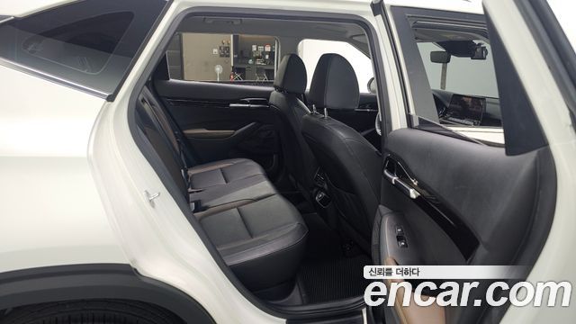 Kia Seltos Gasoline 1.6 Turbo 2WD Signature 2022 — фото 17