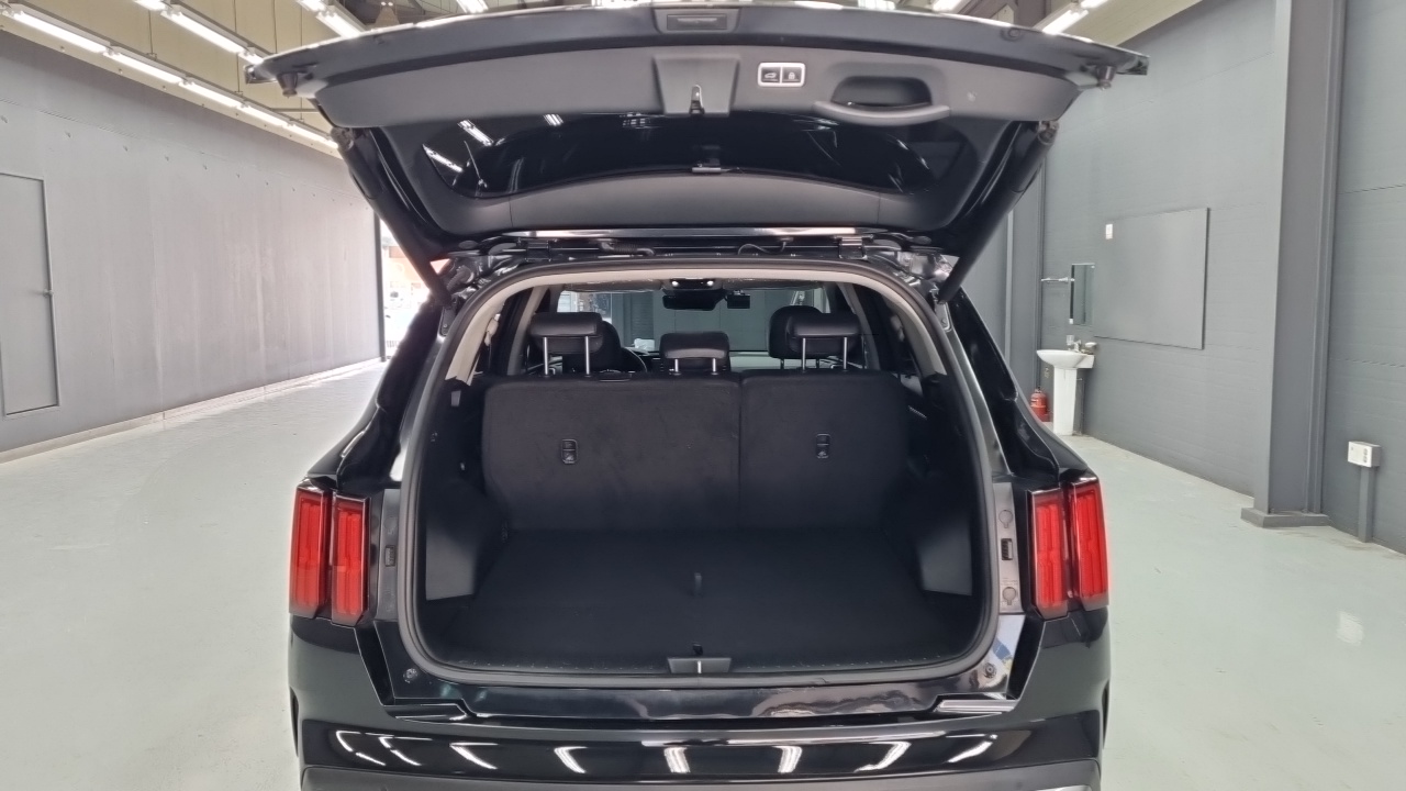 Kia Sorento (IV) Diesel 2.2 2WD Noblesse 2023 — фото 22
