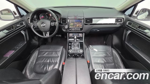 Volkswagen Touareg V6 3.0 TDI Bluemotion Premium 7P5 2015 — фото 7