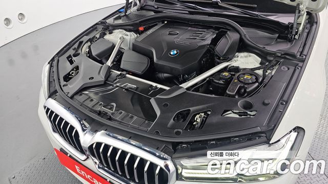 BMW 5 Series (G30) 530i M Sport Package 2022 — фото 6