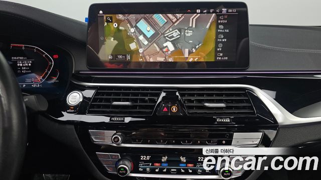 BMW 5 Series (G30) 530i M Sport Package 2022 — фото 12