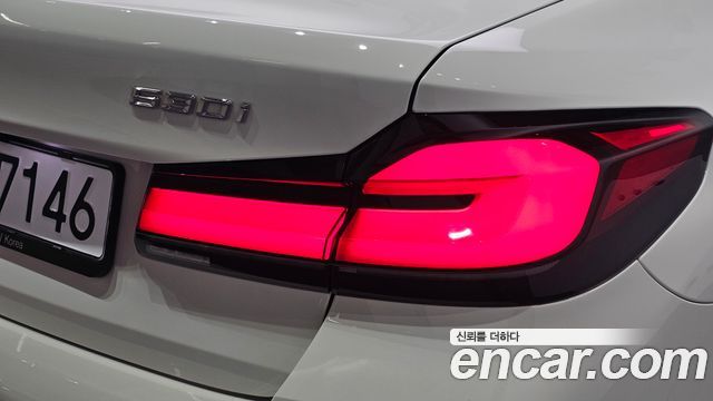 BMW 5 Series (G30) 530i M Sport Package 2022 — фото 23