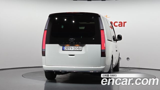 Hyundai Staria Lounge 9-Seater Inspiration 2022 — фото 4
