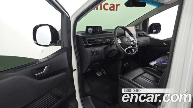 Hyundai Staria Lounge 9-Seater Inspiration 2022 — фото 10