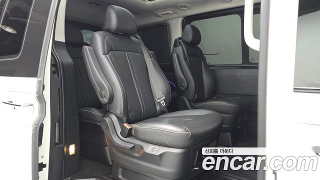 Hyundai Staria Lounge 9-Seater Inspiration 2022 — фото 12