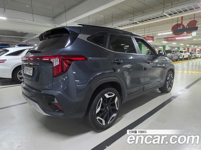 Kia Seltos Gasoline 2.0 2WD Signature 2023 — фото 4