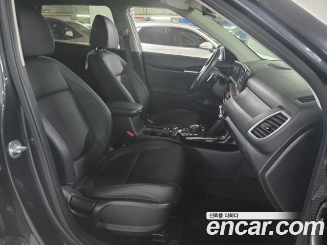 Kia Seltos Gasoline 2.0 2WD Signature 2023 — фото 22