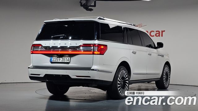 Lincoln Navigator (IV) 3.5L Black Label 2019 — фото 2
