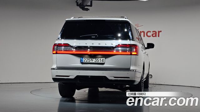 Lincoln Navigator (IV) 3.5L Black Label 2019 — фото 4
