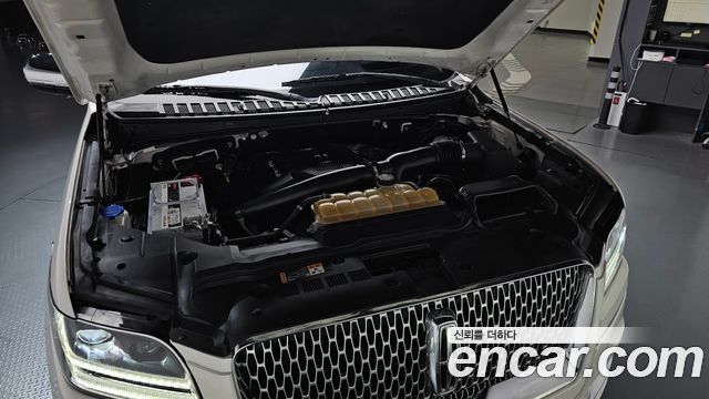 Lincoln Navigator (IV) 3.5L Black Label 2019 — фото 6