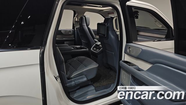 Lincoln Navigator (IV) 3.5L Black Label 2019 — фото 12