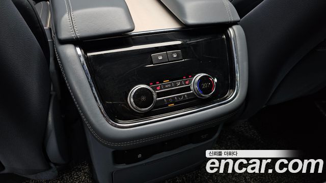 Lincoln Navigator (IV) 3.5L Black Label 2019 — фото 19