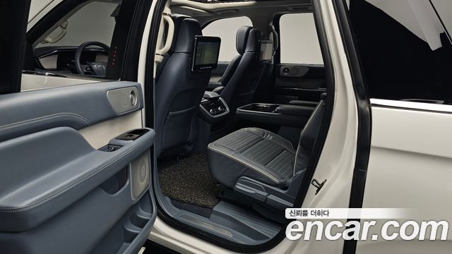 Lincoln Navigator (IV) 3.5L Black Label 2019 — фото 26