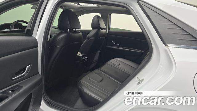 Hyundai Avante (CN7) 1.6 Inspiration 2021 — фото 11